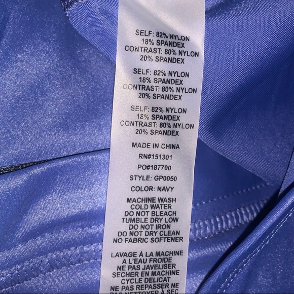 Good American The Power Zip Sports Bra Blue NWT - Picture 9 of 9